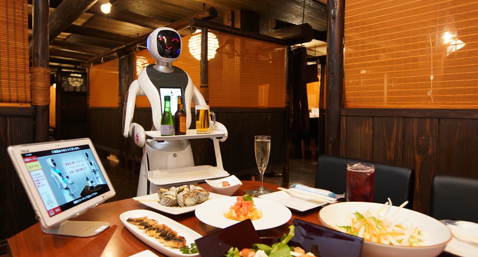 Amy delivery robot thumbnail 3